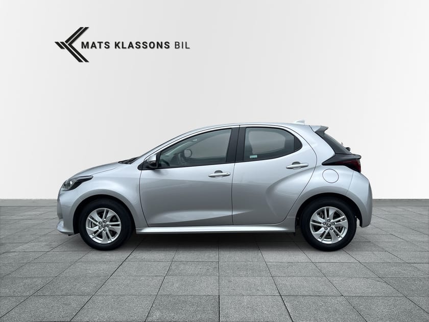 Bild 3 av Toyota Yaris Hybrid 115 1.5 Active Komfortpaket