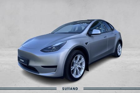 Tesla Model Y Standard Range RWD