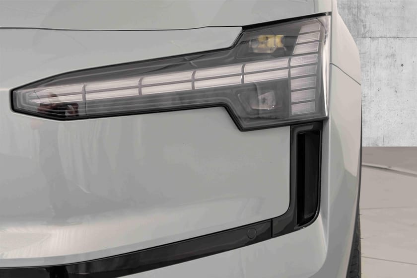Bilde 3 av Volvo EX30 Twin Motor Performance - 428 Hk - AWD - 20" - Hengerfeste