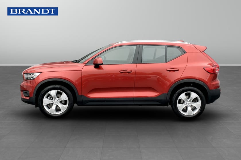 Bild 3 av Volvo XC40 B4 FWD Bensin Momentum Advanced SE