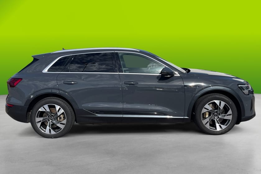 Bild 2 av Audi Q8 50 e-tron quattro