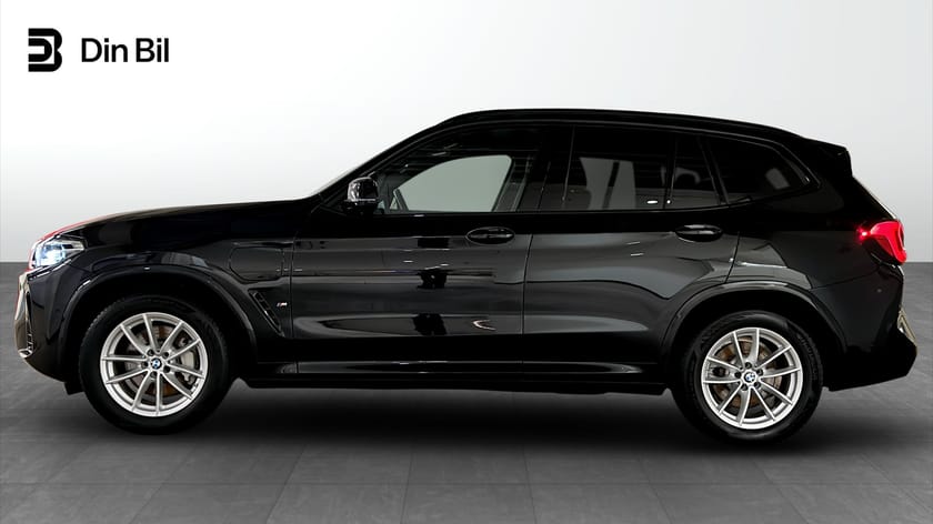 Bild 2 av BMW X3 xDrive30e M-Sport Shadowline Panorama Drag Läder H