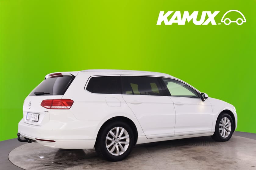 Bild 2 av Volkswagen Passat Sportscombi Variant 2.0 TDI 150hk DSG Comfort line Drag