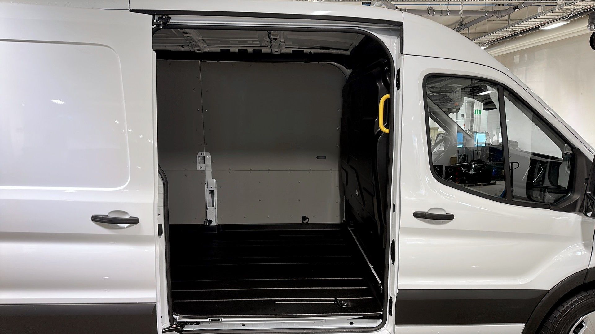 Ford Transit 350 2.0 EcoBlue 2026, bild 5/10