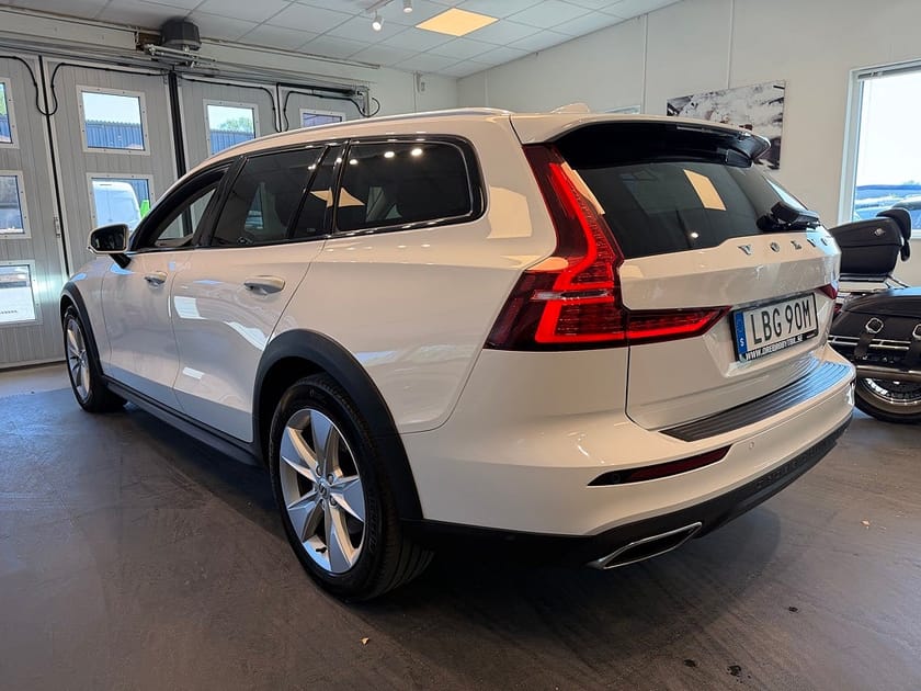 Bild 3 av Volvo V60 Cross Country D4 AWD Advanced SE II Drag Gps Värmare BLIS Kamrembytt