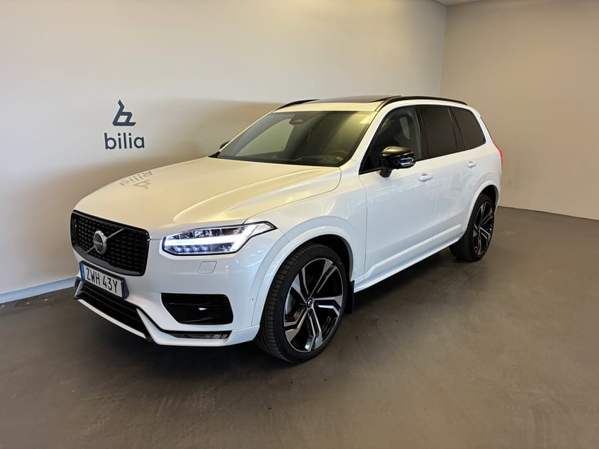 Bild 1 av Volvo XC90 B5 AWD Diesel Ultimate Dark / 360 Kamera / Dragkrok / Keyless / Bowers&Wilkins / Luftfjädring /