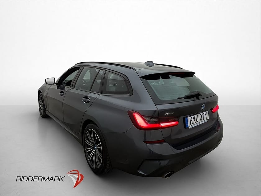 Bild 5 av BMW 330e xDrive Touring 292hk M Sport Hifi Cockpit Kamera Navi MOMS