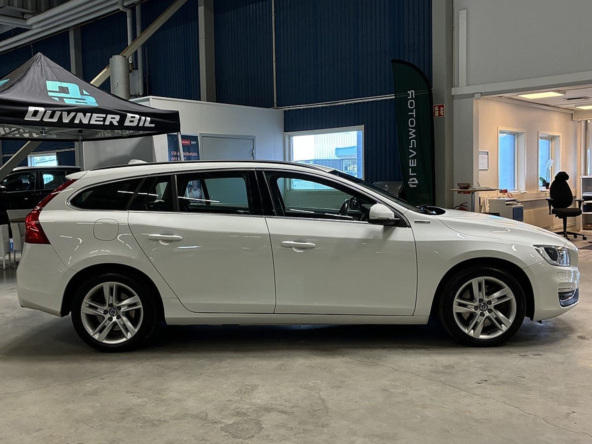 Volvo V60 2018, bild 2/10