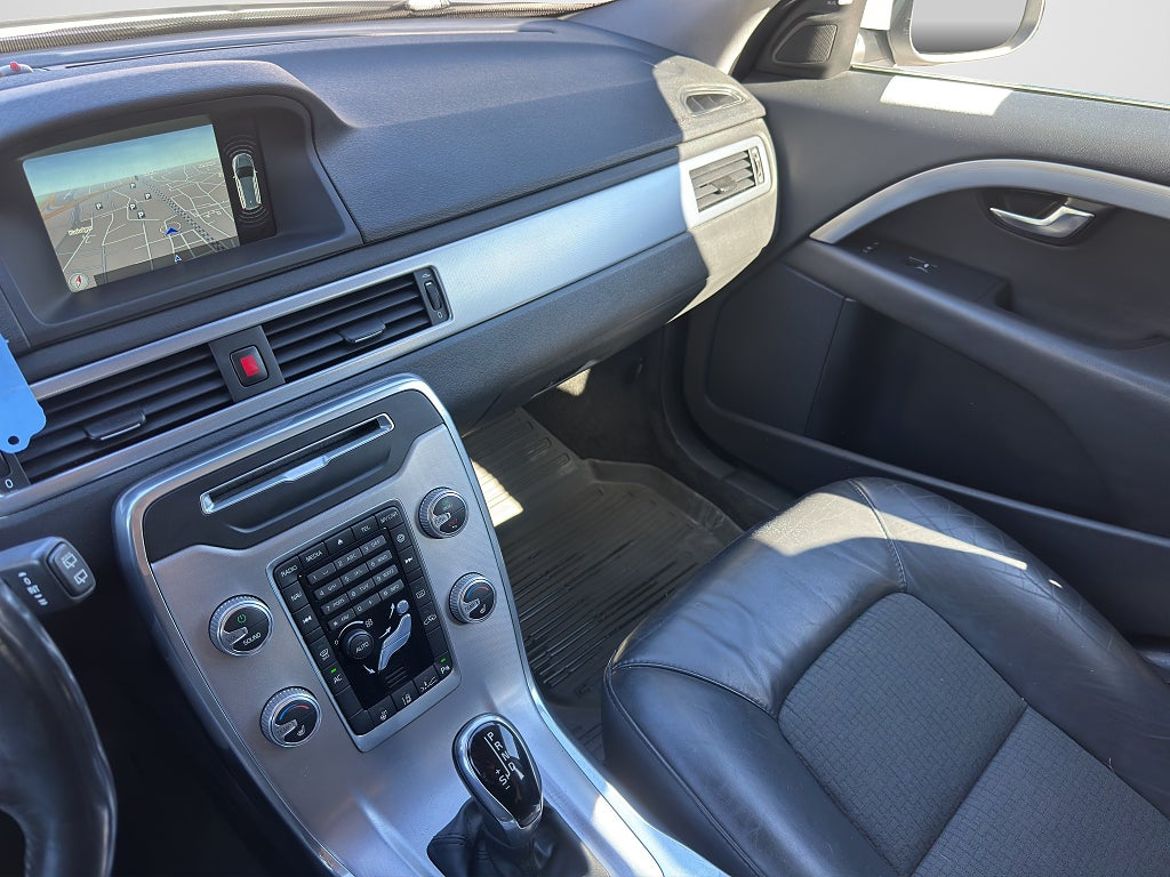 Volvo V70, bild 13 av 23