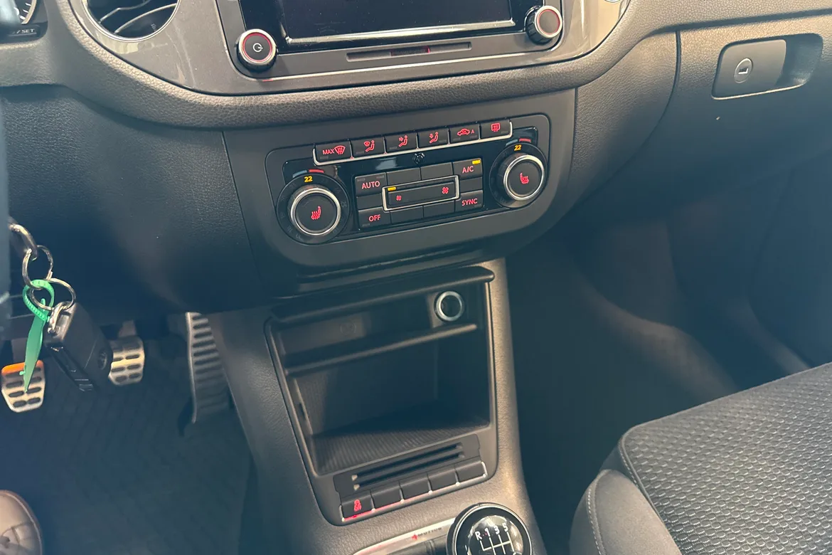 picture of a car