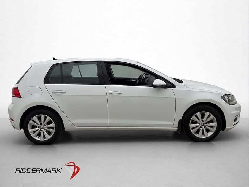 Bild 4 av Volkswagen Golf 1.0 TSI 110hk Värmare Drag CarPlay Adap-fart