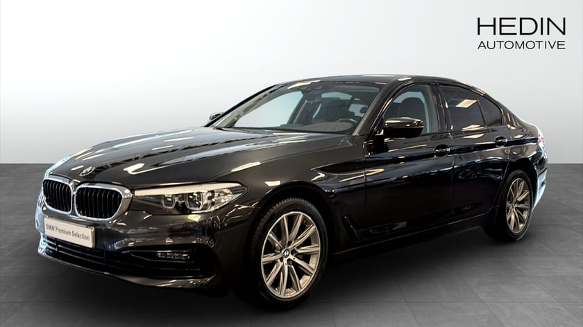 Bild 1 av BMW 520d xDrive Sedan Sport Line Drag Kupévärmare Backkamera Rattvärme