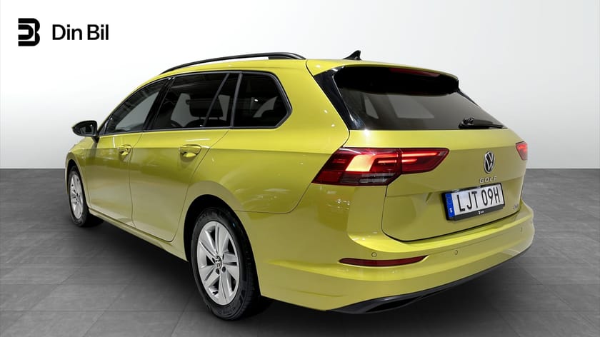 Bild 3 av Volkswagen Golf Sportscombi 1.5 eTSI 130 DSG /Värmare/B-kamera/Sportchassi