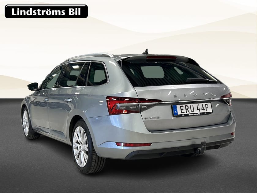 Bild 4 av Škoda Superb iV Kombi 1.4tsi, Style