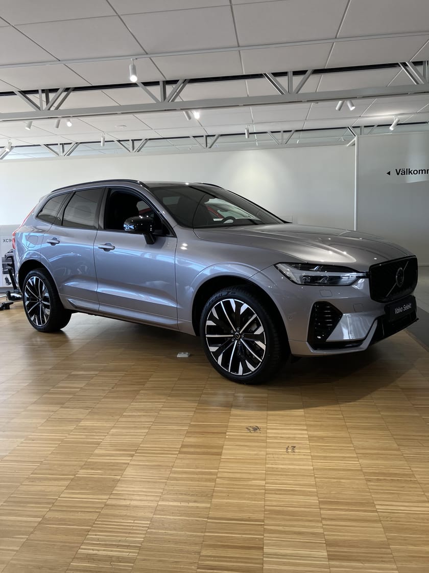 Bild 3 av Volvo XC60 T8 Plus Dark Nordic Edition