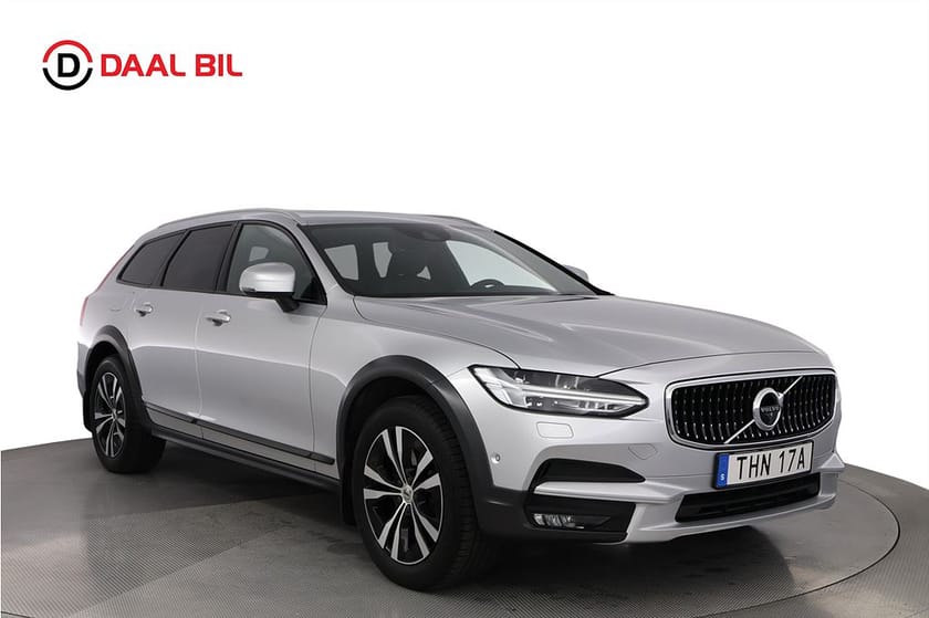 Bild 3 av Volvo V90 Cross Country ADVANCED D4 AWD 200HK POLESTAR OPTIMERING B&W® PANO HUD