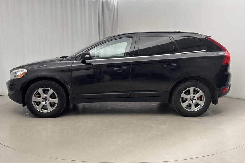 Bild 2 av Volvo XC60 D3 2WD (163hk) Momentum Drag