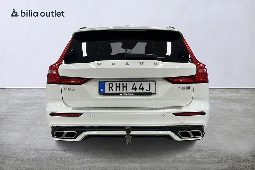 Bild 5 av Volvo V60 T8 Twin Engine AWD R-Design 392hk Drag Pano HUD Värmare