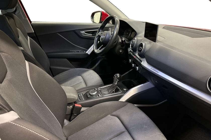 Bild 5 av Audi Q2 35 TFSI 150 HK S TRONIC PROLINE SPORT