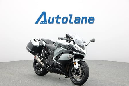 Kawasaki Ninja Z1000SX Z1000SX* Scorpion, Sidoväskor, Endast 413 mil