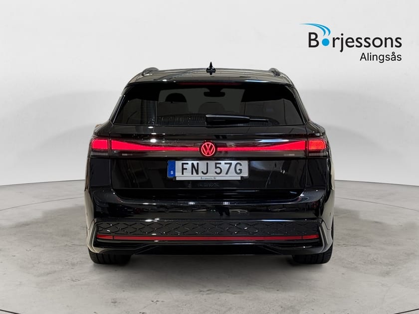 Bild 5 av Volkswagen ID.7 GTX Tourer 340hk Drag/Pano/360/H&K