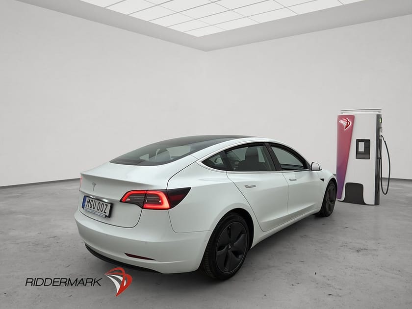 Bild 5 av Tesla Model 3 Long Range AWD Autopilot Svensksåld