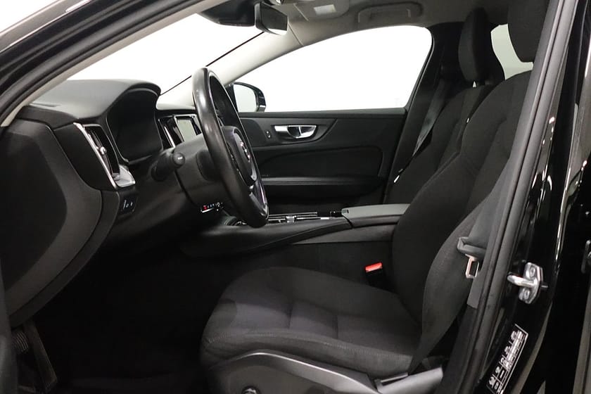 Bild 5 av Volvo V60 Recharge T6 AWD Inscription Expr P-värme Adap-F
