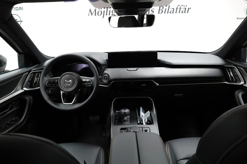 Bild 3 av Mazda CX-80 PHEV Homura Plus | CoSo | Panorama | 360 Kamera