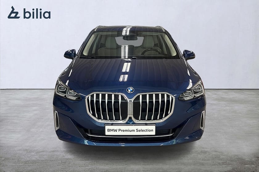 Bild 5 av BMW 230e xDrive Active Tourer | Aktiv farth. | Drag | 360 Kamera
