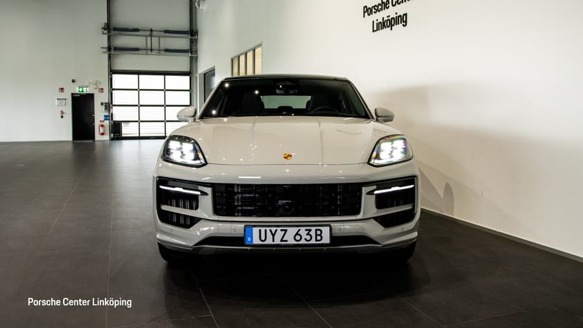 Bild 2 av Porsche Cayenne E-Hybrid Coupé Black Edition - 1,95% ränta