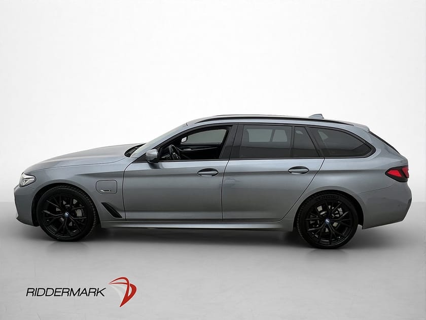 Bild 4 av BMW 530e xDrive Touring 530 M Sport Cockpit Kamera Skinn Drag Navi HiFi