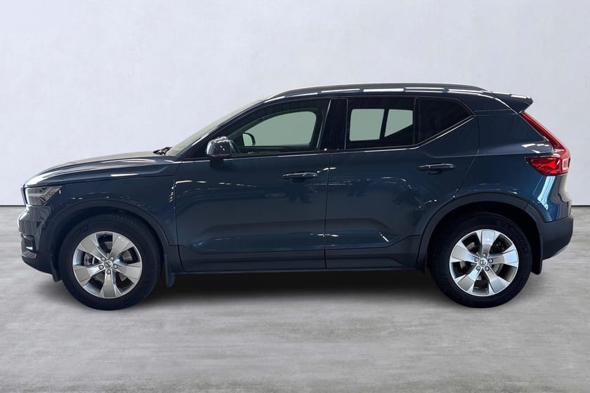 Bild 2 av Volvo XC40 B4 FWD Bensin Mom Adv Navi Pro Edt