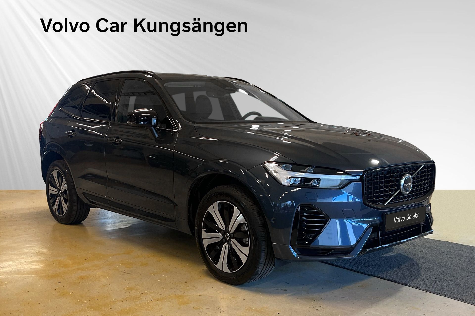 Volvo XC60 T6 Plus Dark Edition 2025, bild 6/10