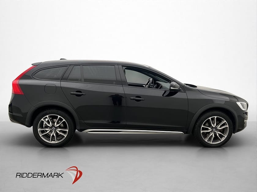 Bild 2 av Volvo V60 Cross Country D4 Classic Pro VOC D-Värm Skinn Navi