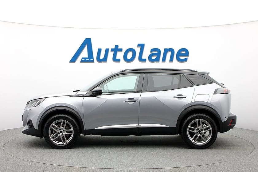 Bild 5 av Peugeot 2008 GT 1.2 Automat, Carplay, Kamera, Keyless 155hk