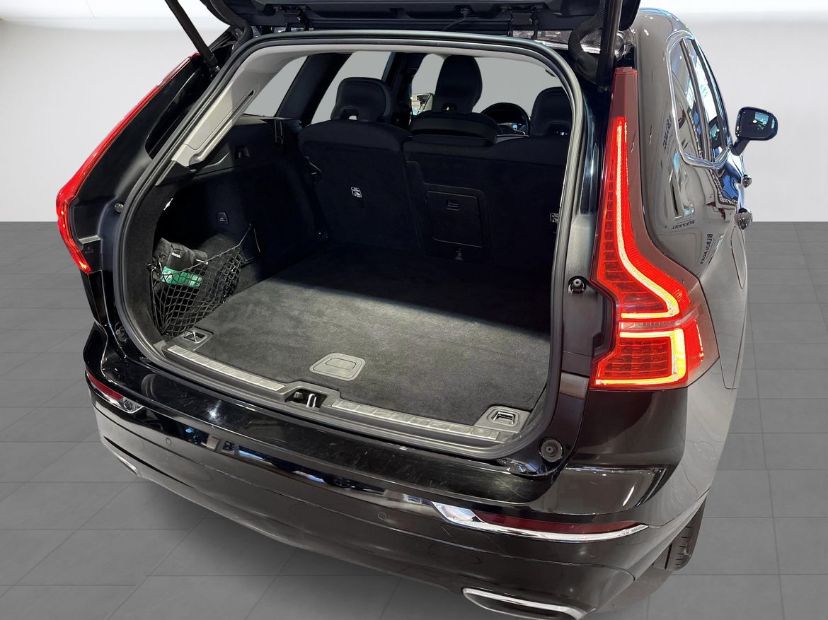 Volvo XC60 2021 - miniatyr 9