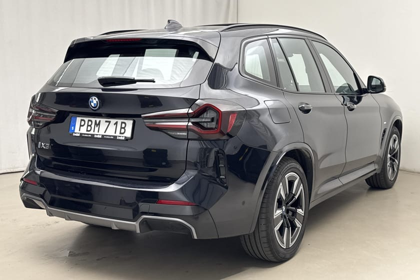 Bild 3 av BMW iX3 LCI, G08 (286hk) M Sport Inspiring Panorama