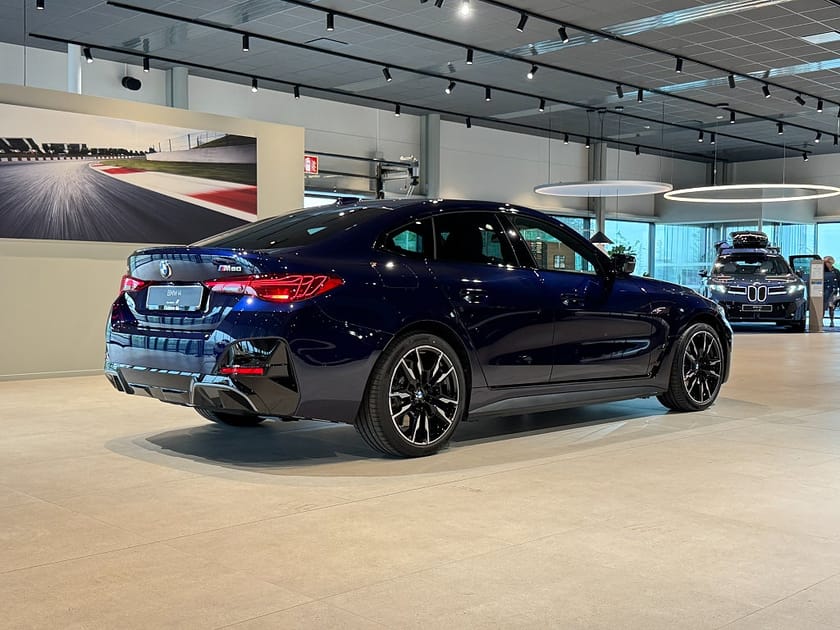 Bild 4 av BMW i4 M60 xDrive Gran Coupé H/K Elstolar Drag D/A Pro Rattvärme 601hk