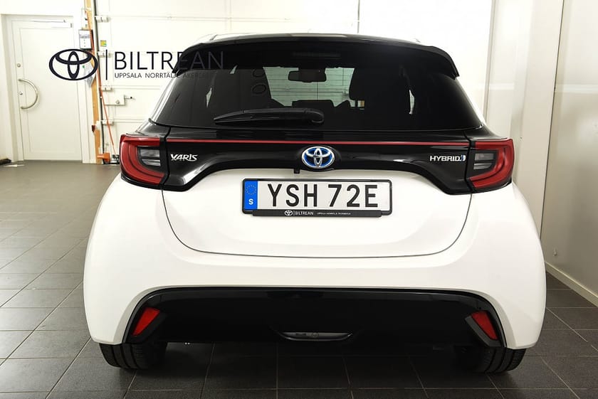 Bild 3 av Toyota Yaris Hybrid 1,5 Elhybrid Style Backkamera Ad. Farthållare Halvskinn