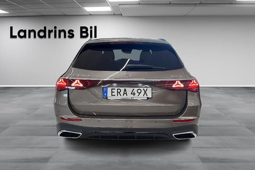 Bild 5 av Mercedes-Benz E 300 de 4MATIC T 4MATIC,AMG Premium,Burmester,Drag,MOMS