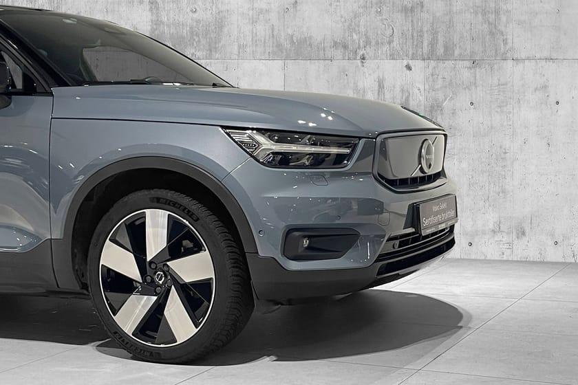 Bilde 2 av Volvo XC40 Recharge Pro FWD KROK|PANO|20"|360|H&K|TONEDE|7år*