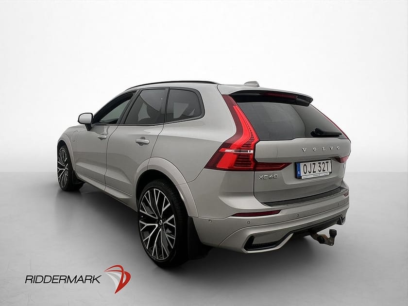 Bild 5 av Volvo XC60 Recharge T8 AWD R-Design Pano B&W Luftfjä Drag