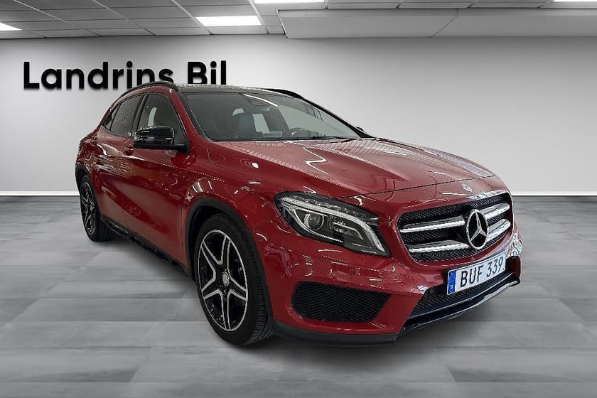 Bild 3 av Mercedes-Benz GLA 220 d 4MATIC AMG Line Värmare Harman Panorama