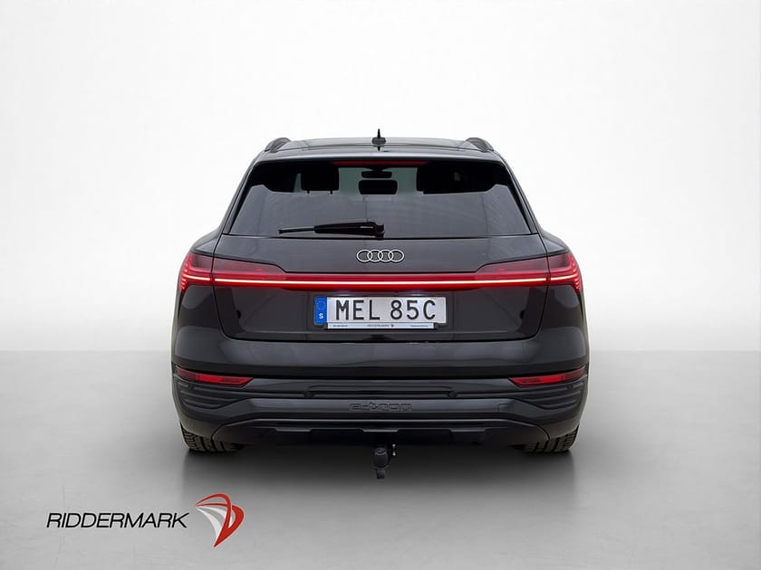 Bild 4 av Audi Q8 55 e-tron quattro Q B&O Pano Head Up Dragkrok 360° Skinn