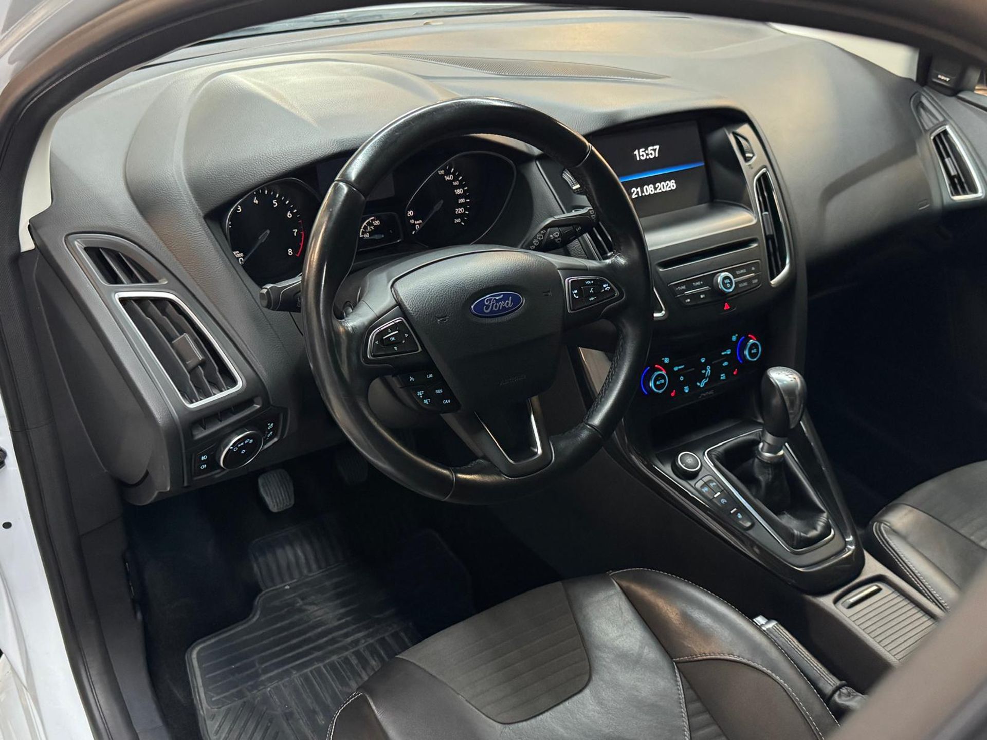Ford Focus 1.5 EcoBoost 2015, bild 6/16
