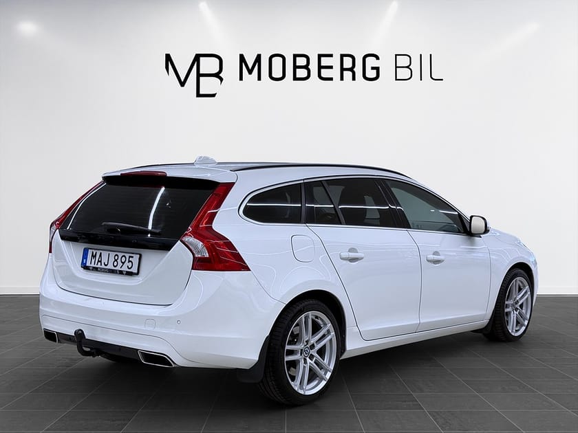 Bild 4 av Volvo V60 D4 190hk Momentum Business Edt Drag Värmare