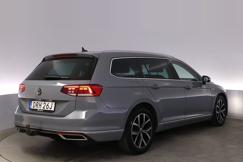 Bild 5 av Volkswagen Passat Sportscombi GTE Variant Drag Cockpit Kamera CarPlay