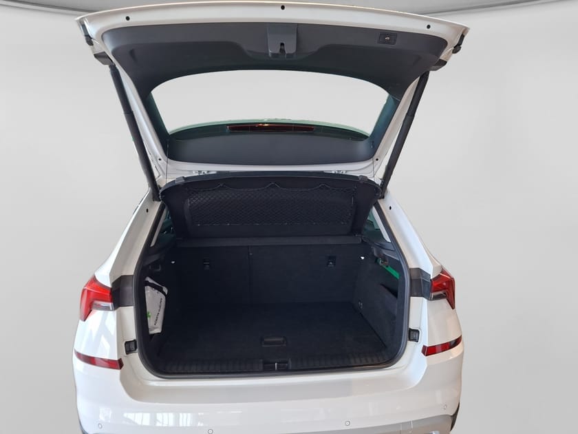 Bild 4 av Škoda Kamiq Scout 1.0 TSI DSG,110hk/Drag