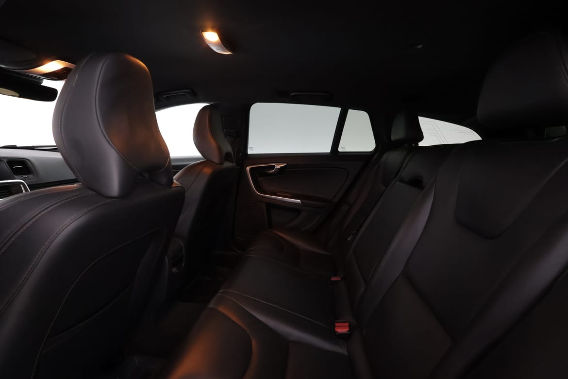 Volvo V60 2017 - miniatyr 11