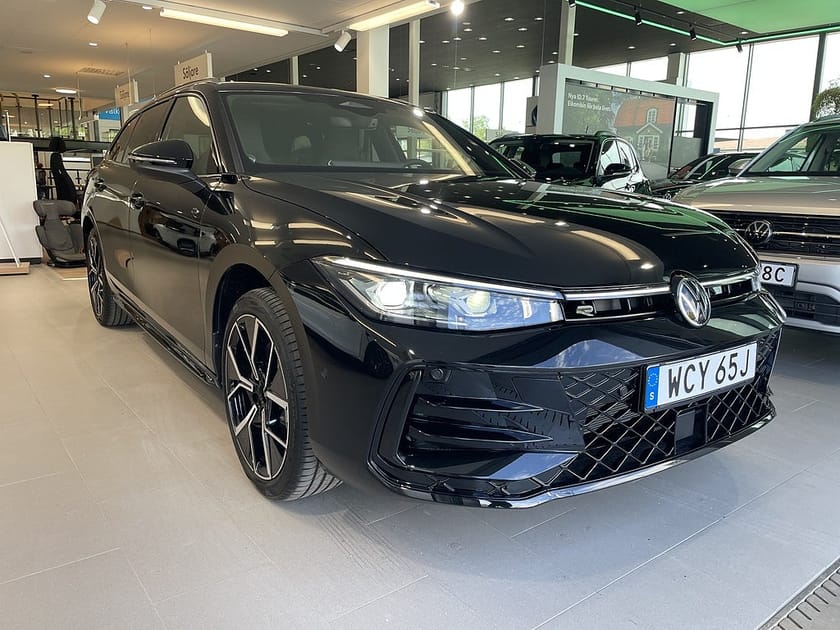 Bild 4 av Volkswagen Passat Variant eHybrid 272hk R-Line Privatleasing fr 4995kr tom 24/5